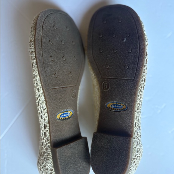 NWOT Dr. Scholl's Cream Crochet Flats, Size: 6 - Picture 8 of 9